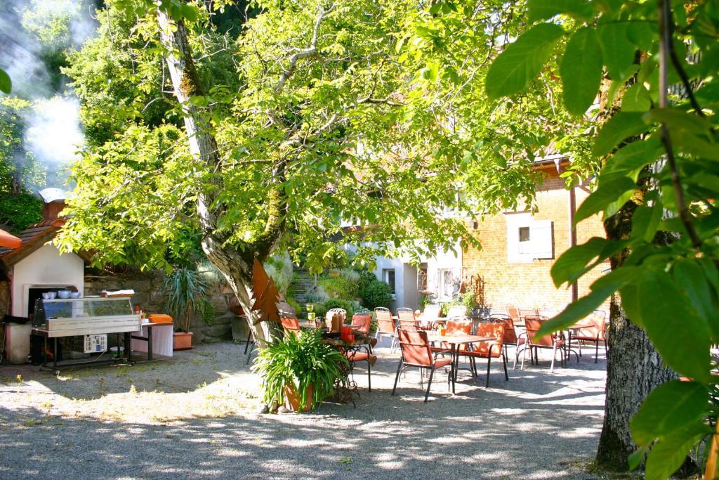 Hotel Gasthaus Schaefle Бюрзерберг Экстерьер фото